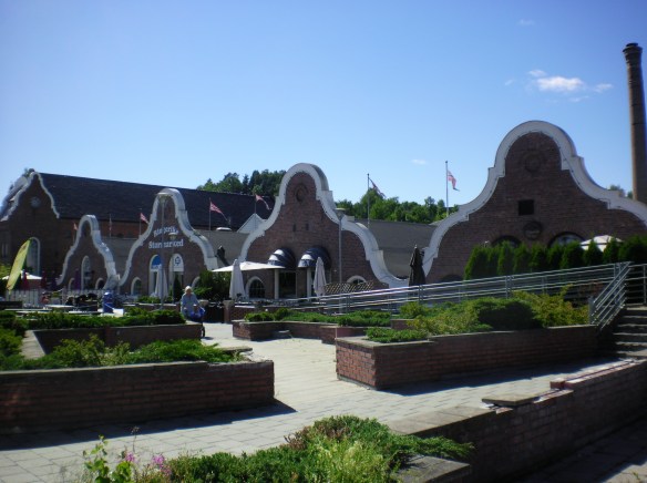 Old brick buildings in Honefoss