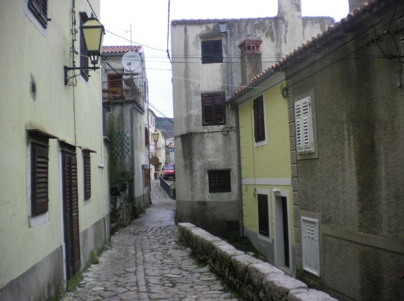Small, narrow streets of Omisalj